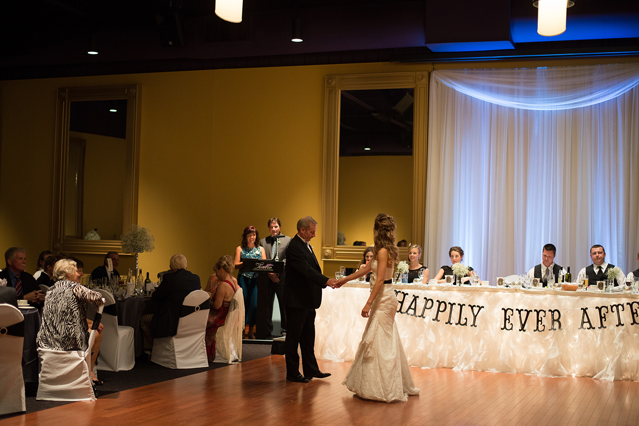 C-Corrin-&-Ian-Wedding-316-1300